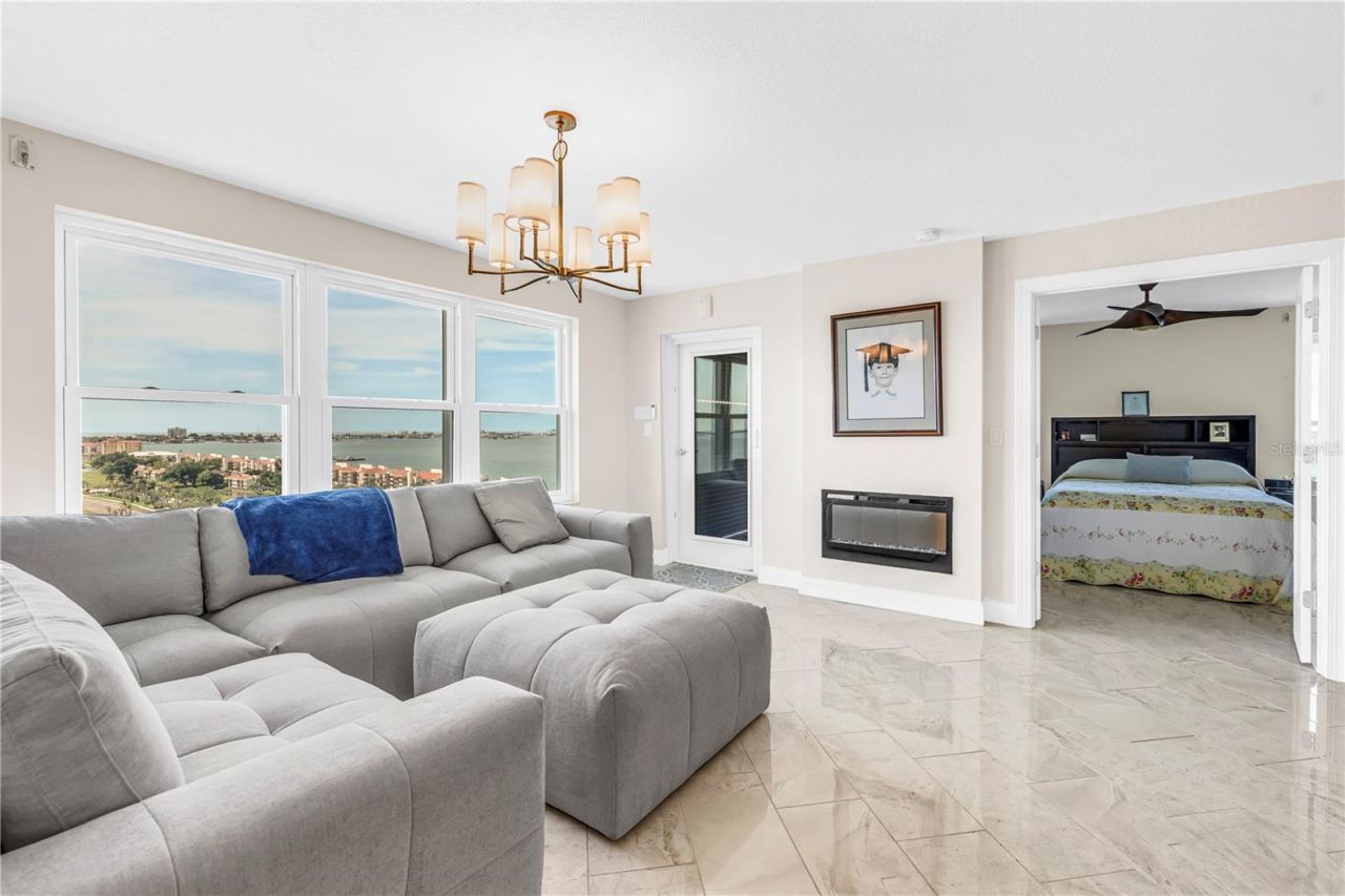 5220 Brittany Drive S, Unit 1510, Saint Petersburg, FL 33715 Photo