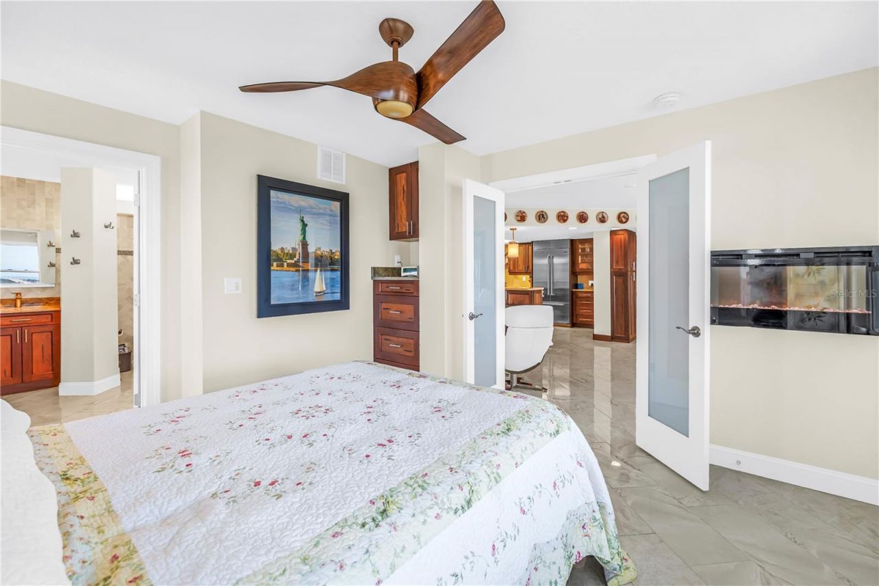 5220 Brittany Drive S, Unit 1510, Saint Petersburg, FL 33715 Photo