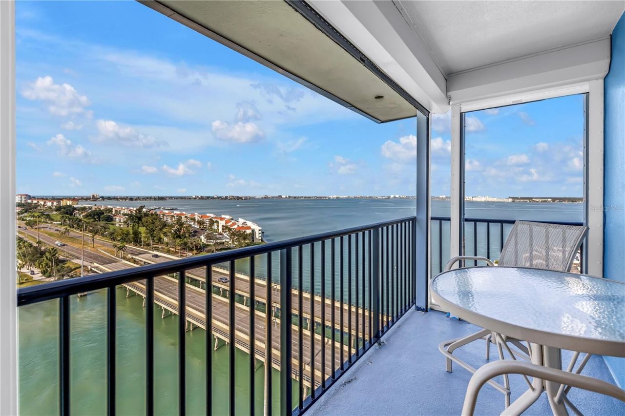 5220 Brittany Drive S, Unit 1510, Saint Petersburg, FL 33715 Photo