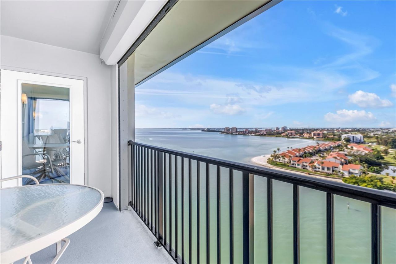 5220 Brittany Drive S, Unit 1510, Saint Petersburg, FL 33715 Photo