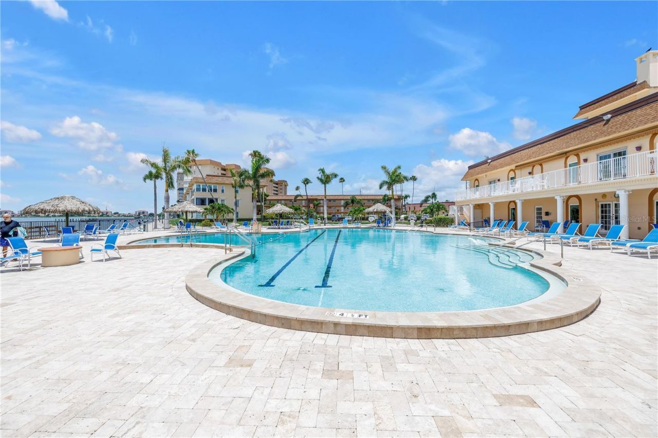 5220 Brittany Drive S, Unit 1510, Saint Petersburg, FL 33715 Photo