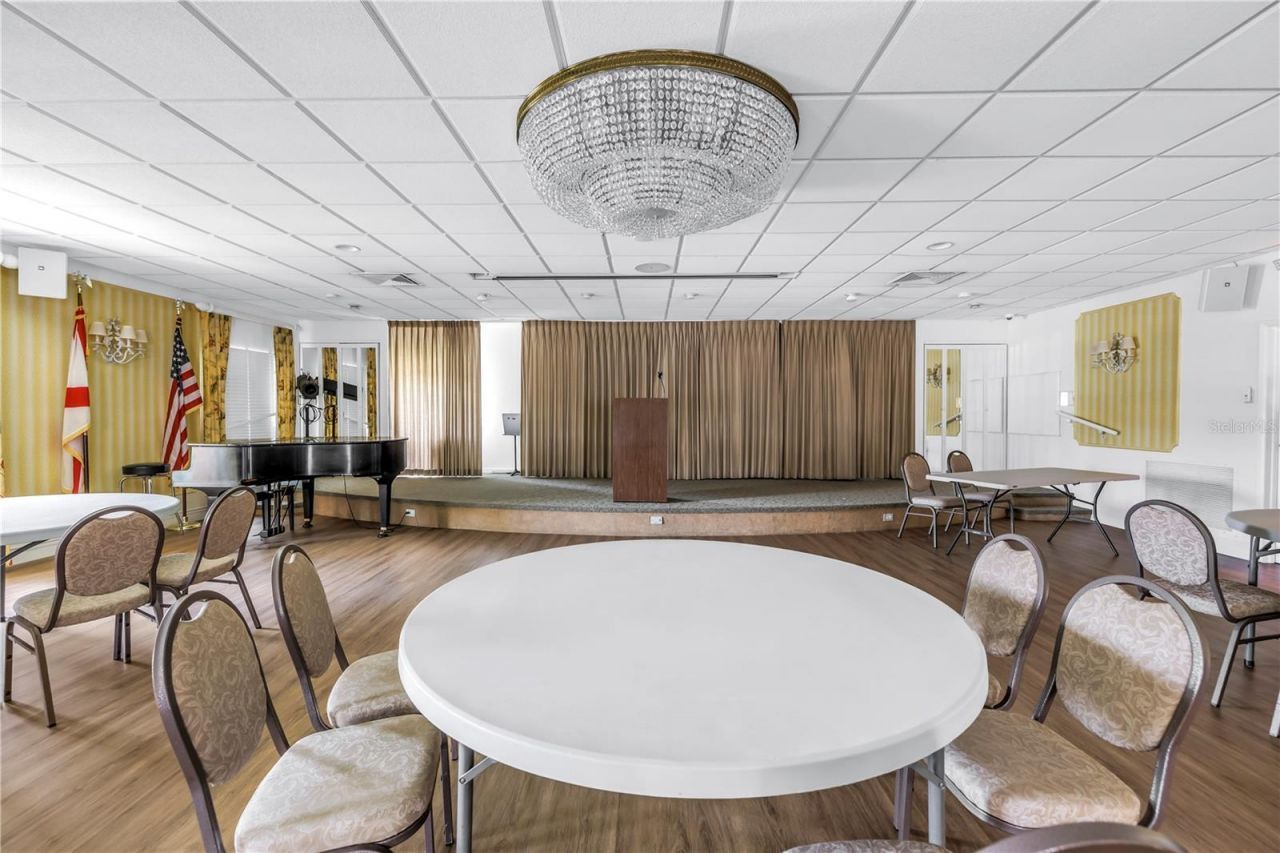 5220 Brittany Drive S, Unit 1510, Saint Petersburg, FL 33715 Photo