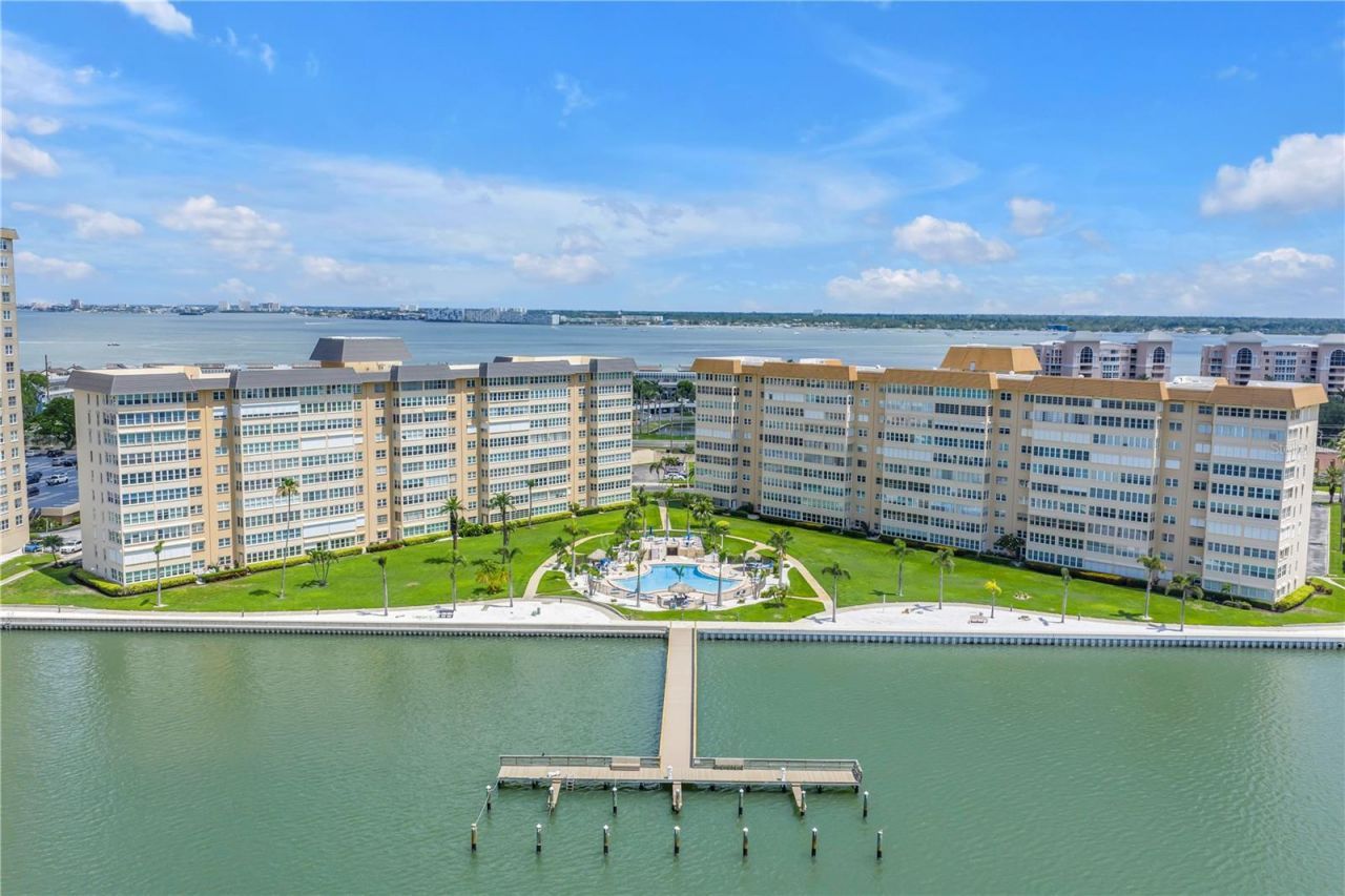 5220 Brittany Drive S, Unit 1510, Saint Petersburg, FL 33715 Photo