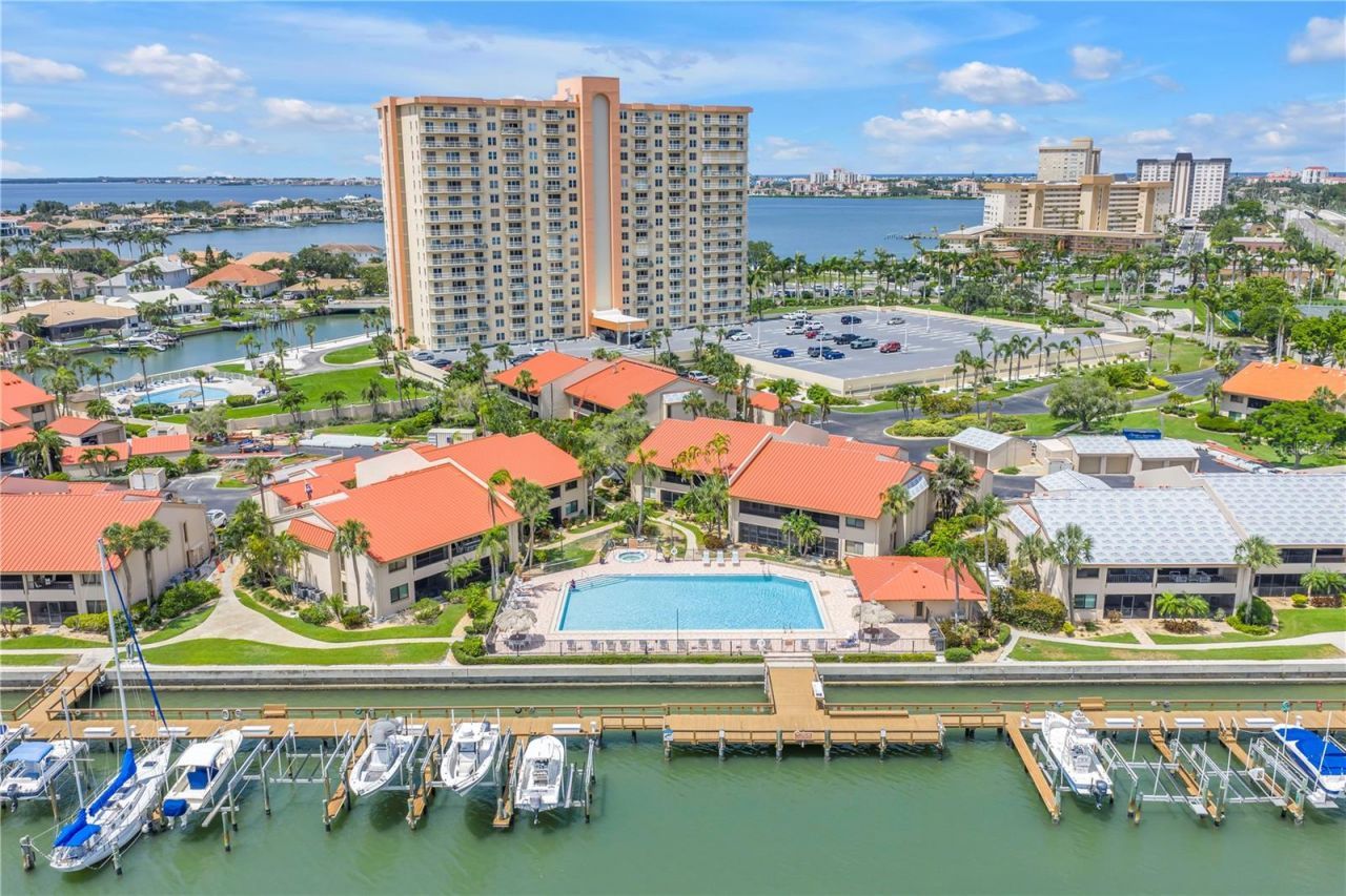 5220 Brittany Drive S, Unit 1510, Saint Petersburg, FL 33715 Photo