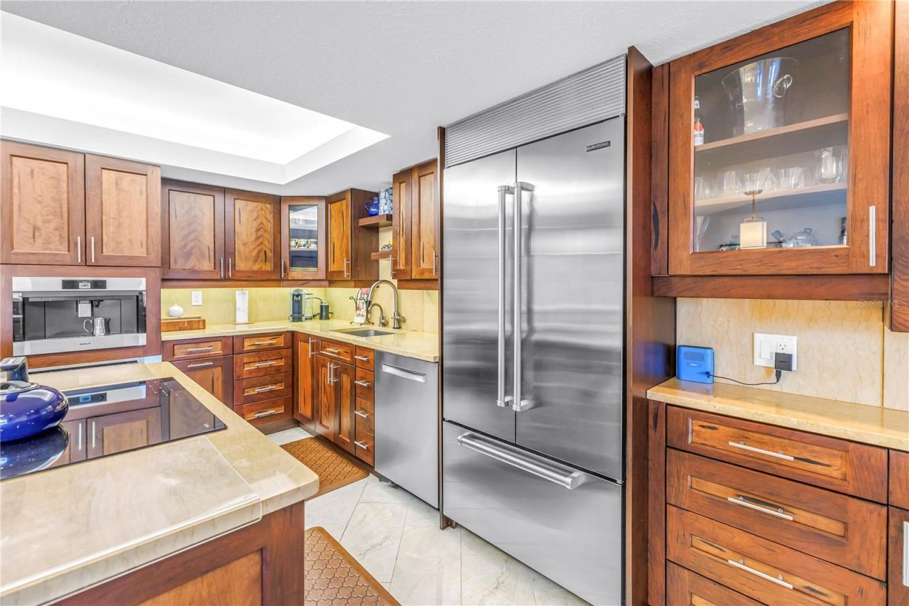 5220 Brittany Drive S, Unit 1510, Saint Petersburg, FL 33715 Photo