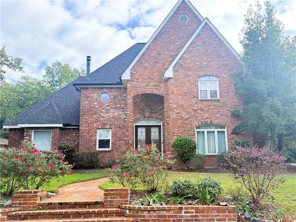 9 FERNWOOD Street, Gretna, LA 70056