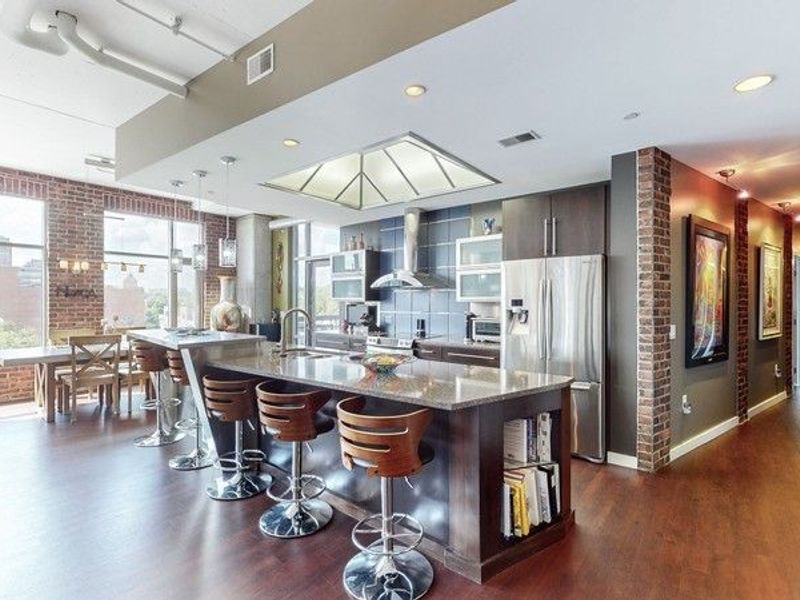 21 Furnace Street, Unit 705, Akron, OH 44308 Photo 2