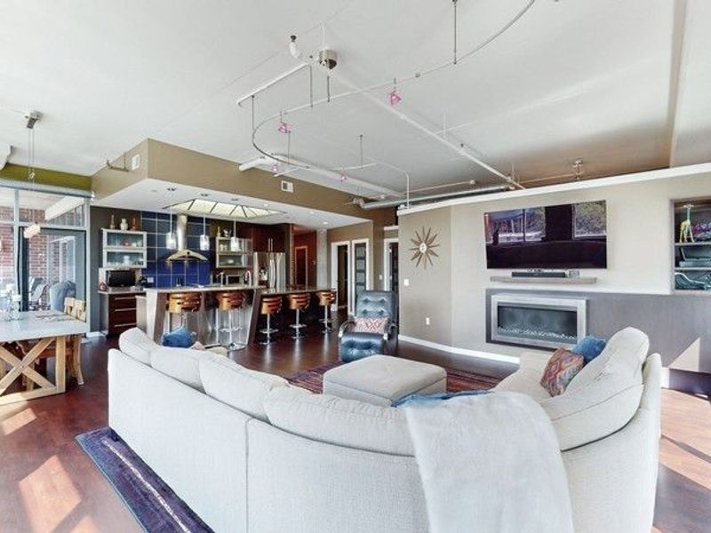 21 Furnace Street, Unit 705, Akron, OH 44308 Photo 5