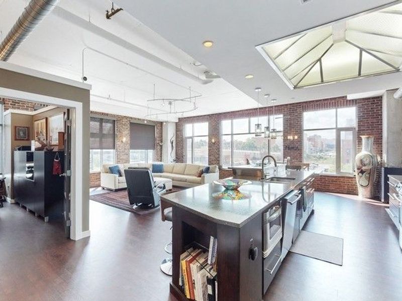 21 Furnace Street, Unit 705, Akron, OH 44308 Photo 8