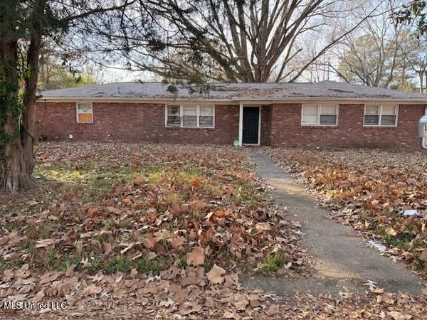 3235 Santee Street, Jackson, MS 39212