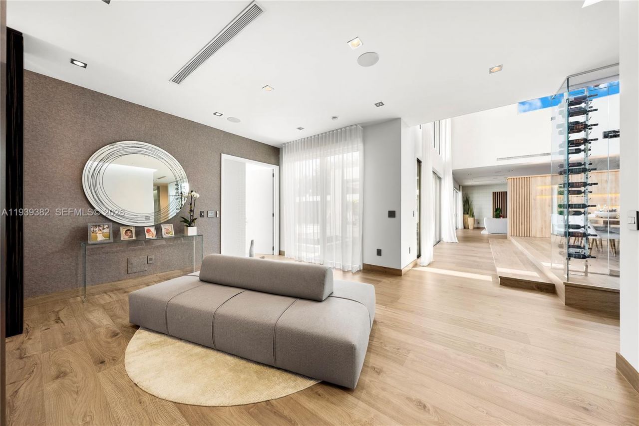 7218 SW 102nd St , Pinecrest, FL 33156 Photo