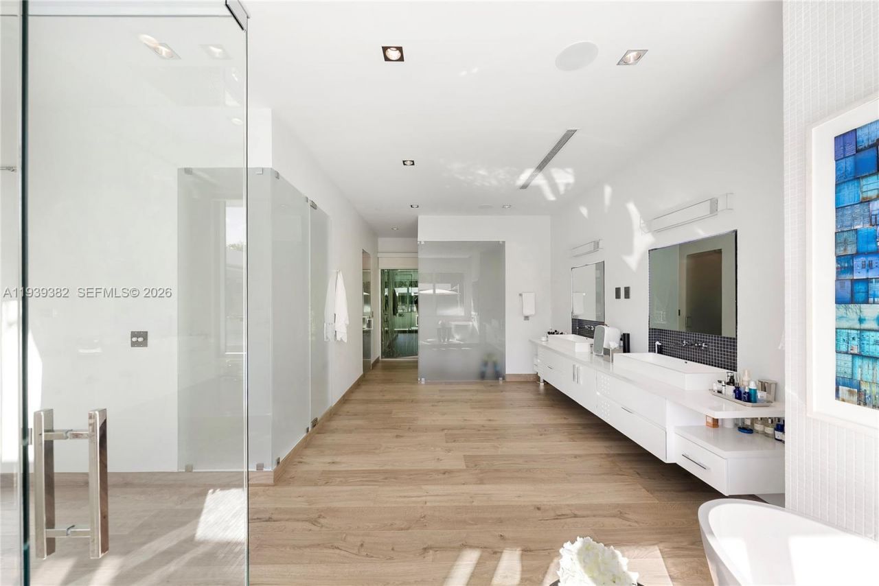 7218 SW 102nd St , Pinecrest, FL 33156 Photo