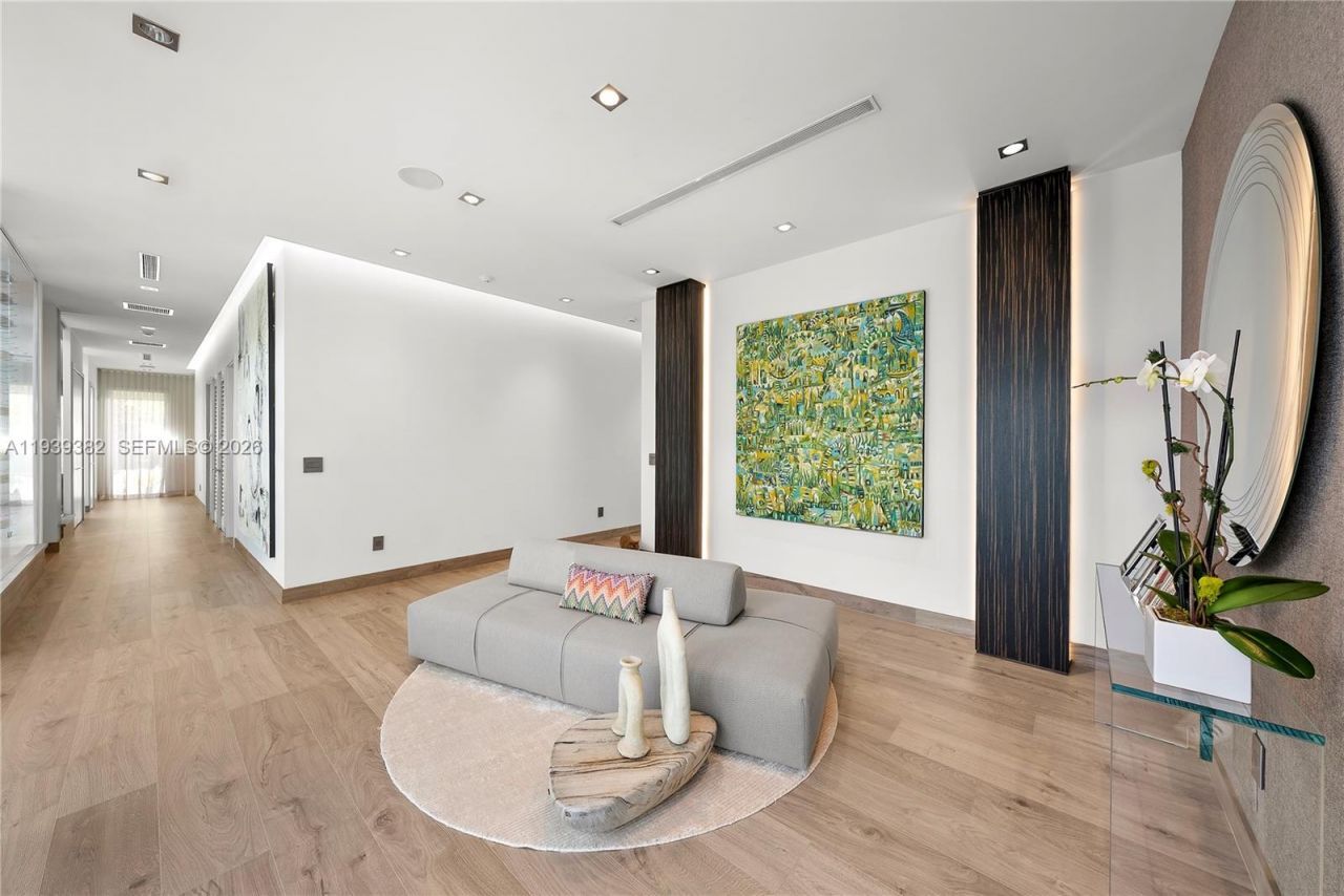 7218 SW 102nd St , Pinecrest, FL 33156 Photo