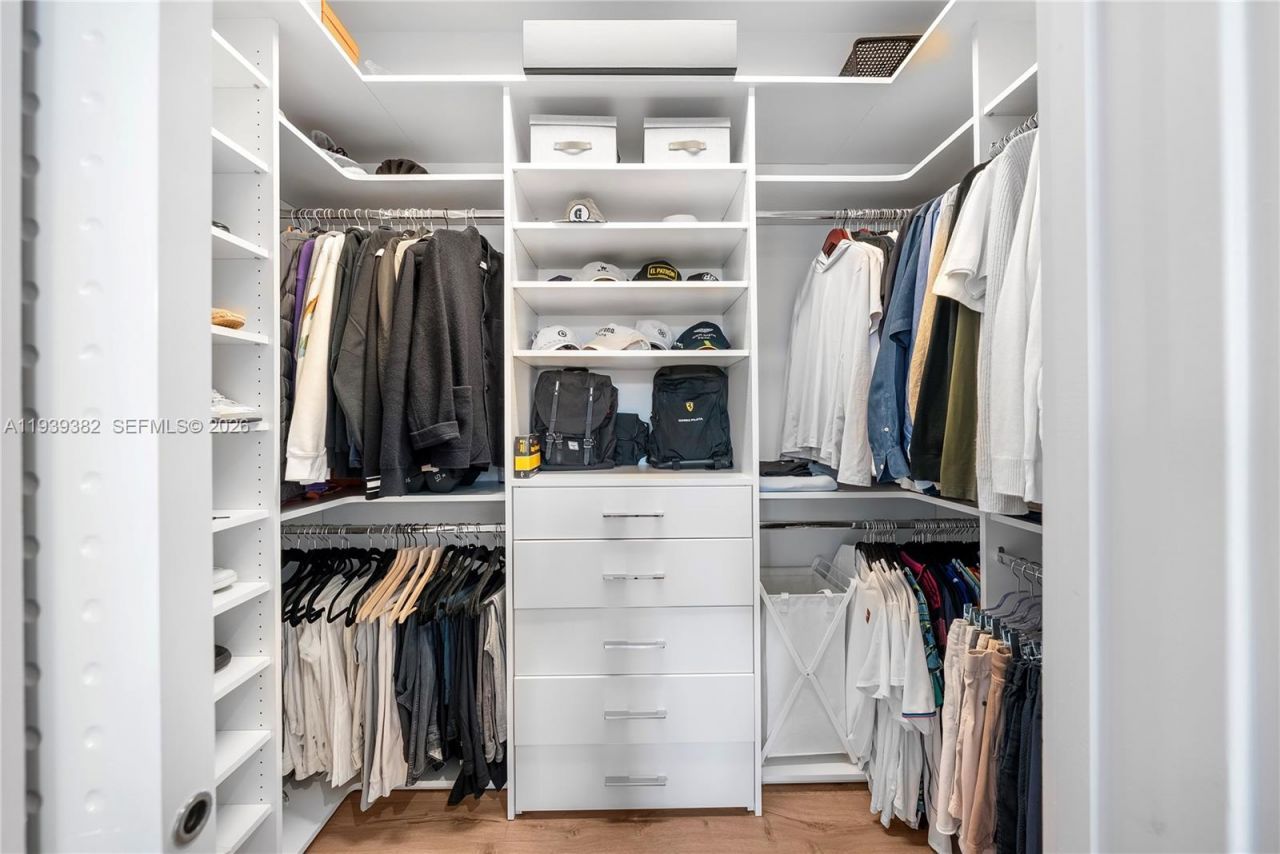 7218 SW 102nd St , Pinecrest, FL 33156 Photo