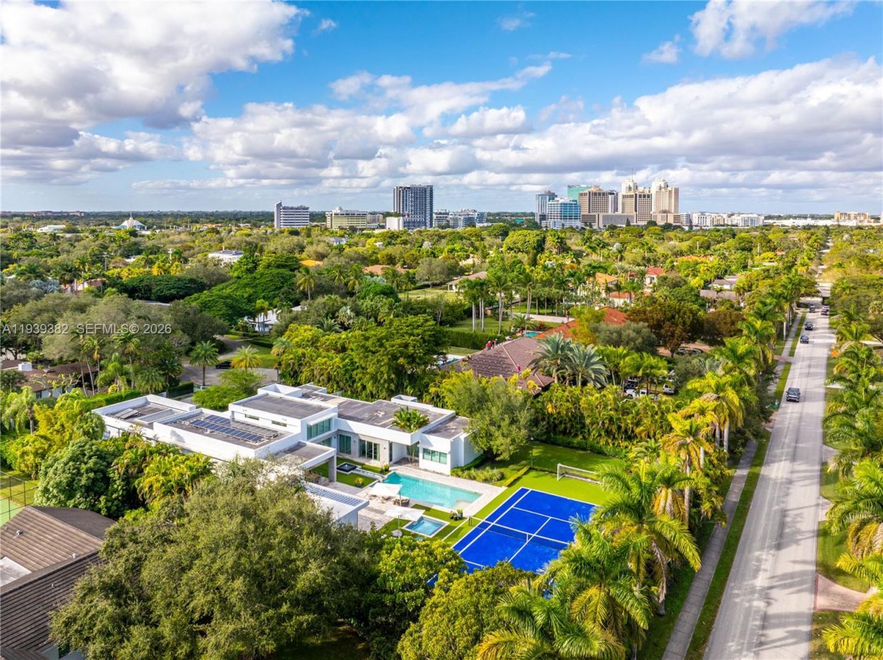 7218 SW 102nd St , Pinecrest, FL 33156 Photo