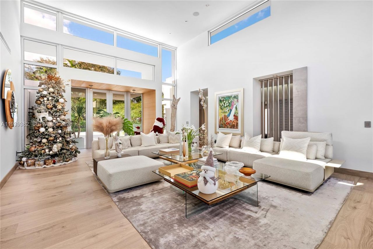 7218 SW 102nd St , Pinecrest, FL 33156 Photo