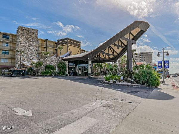 2301 S Atlantic Avenue, Unit 120, Daytona Beach, FL 32118