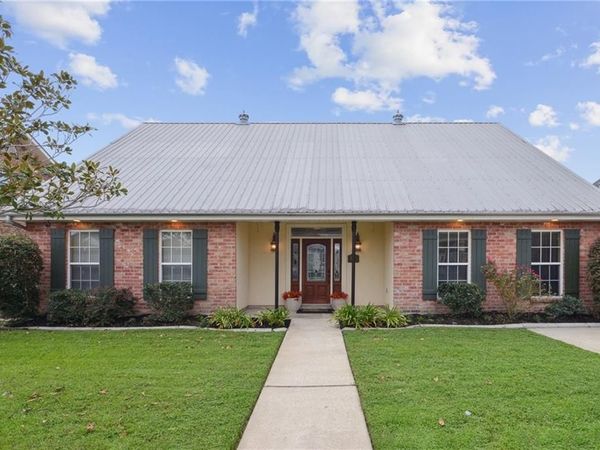 2317 ARAMIS Drive, Meraux, LA 70075