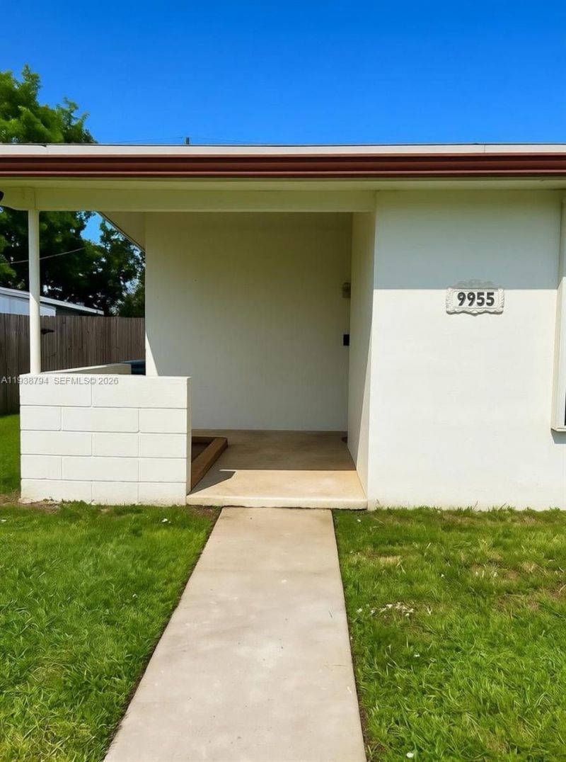 9955 SW 214th St, Cutler Bay, FL 33189 Photo