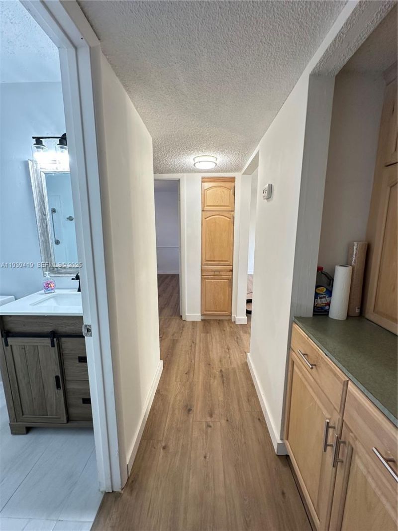 6825 NW 30th Ave, Unit 6C, Fort Lauderdale, FL 33309 Photo