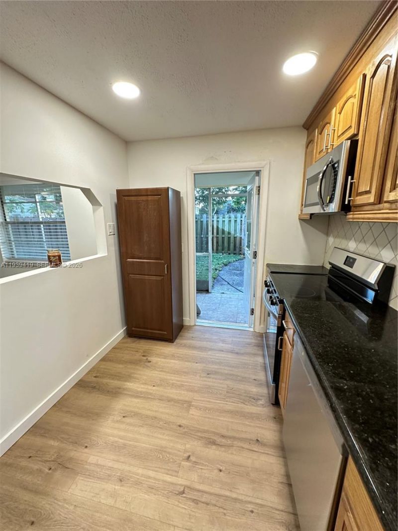 6825 NW 30th Ave, Unit 6C, Fort Lauderdale, FL 33309 Photo