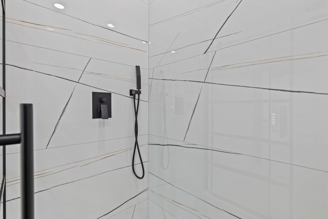 4840 Nesbitt Avenue Photo 19