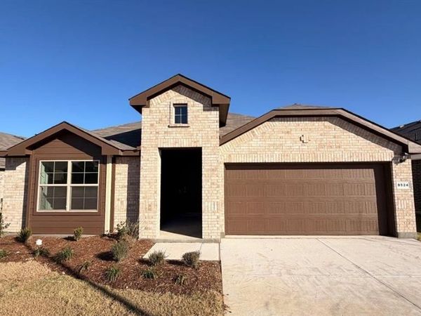 8524 BELTMILL Parkway, Fort Worth, TX 76131