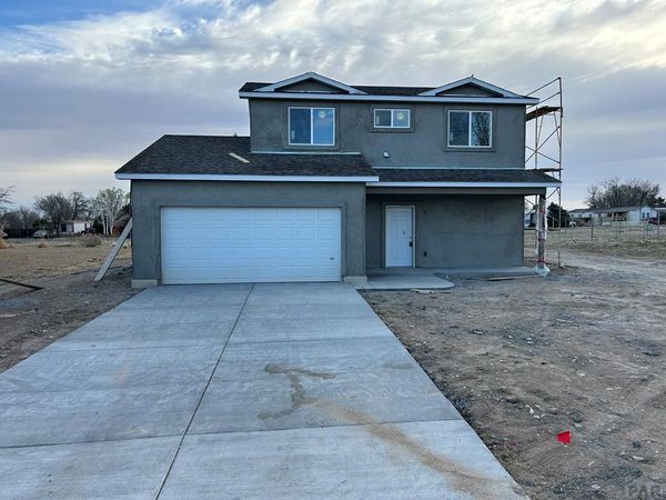 738 S Wolcott Dr, Pueblo West, CO 81007