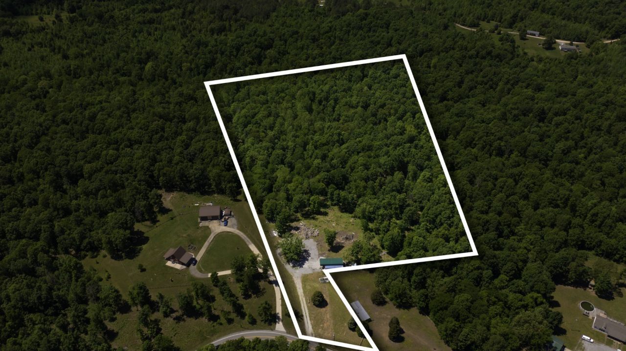 681 Hayes Ridge Rd, Indian Mound, TN 37079 Main Photo