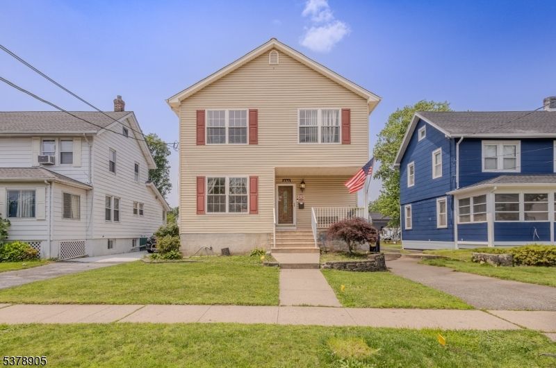 250 Whittier Ave, Dunellen, NJ 08812 Main Photo