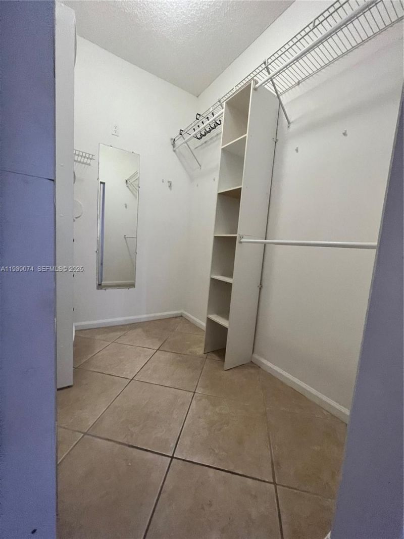 1000 Scotia Dr, Unit 101, Hypoluxo, FL 33462 Photo