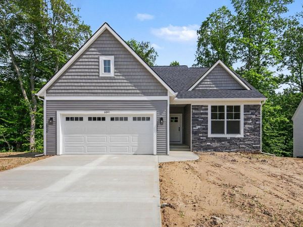 6847 Loggers Ridge Run SE, Caledonia, MI 49316