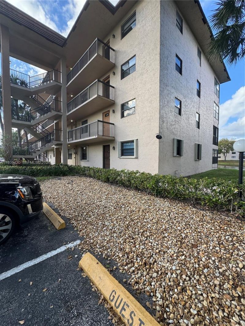 4970 E Sabal Palm Blvd, Unit 115, Tamarac, FL 33319 Photo