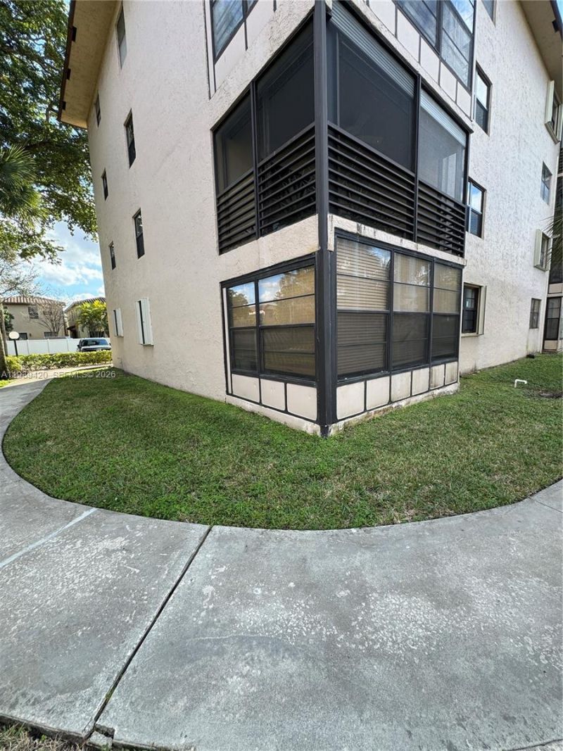 4970 E Sabal Palm Blvd, Unit 115, Tamarac, FL 33319 Photo