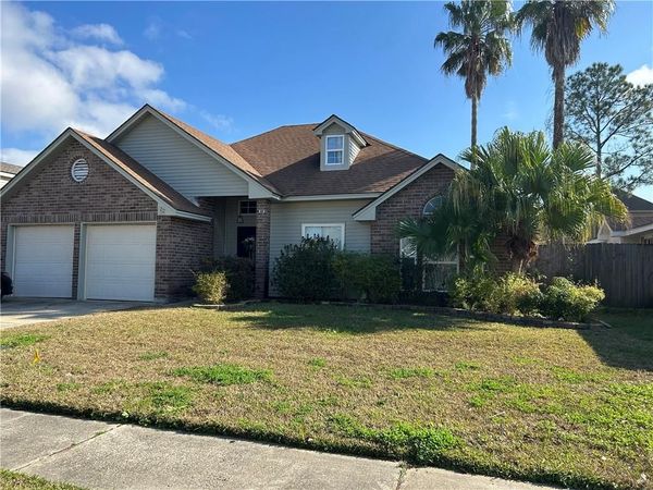 22 PAMPAS Drive, LaPlace, LA 70068