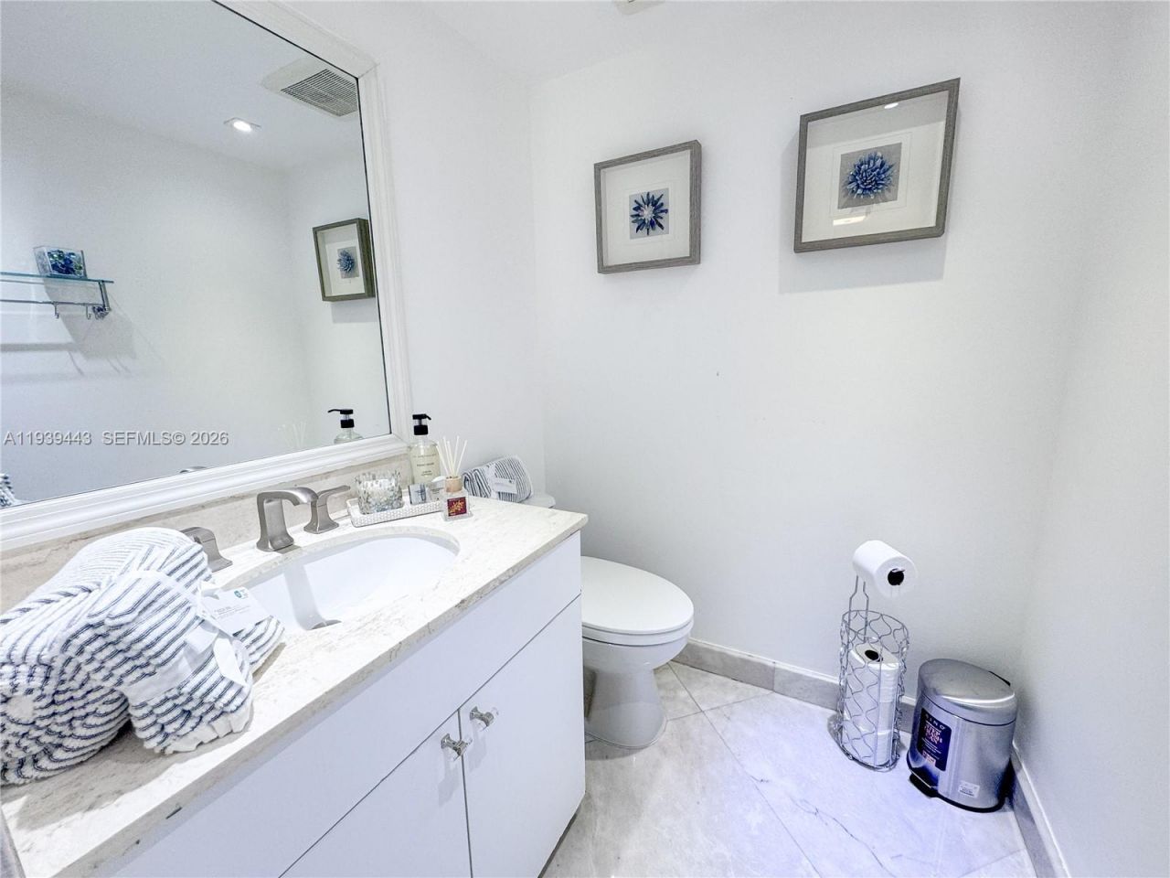 3301 N Country Club Dr, Unit 104, Aventura, FL 33180 Photo