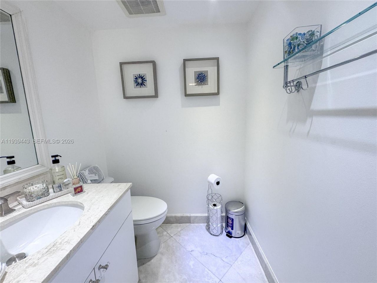 3301 N Country Club Dr, Unit 104, Aventura, FL 33180 Photo