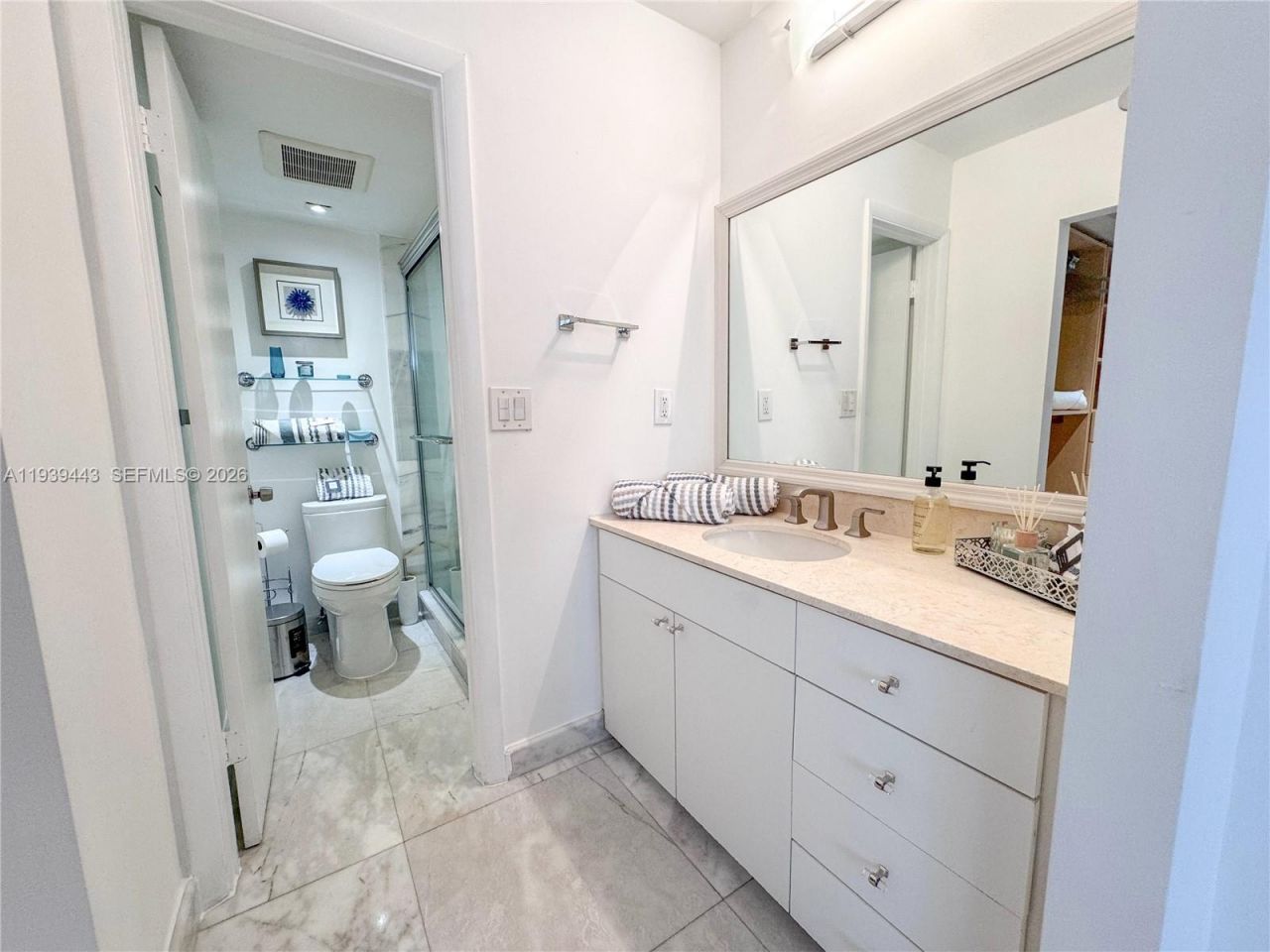 3301 N Country Club Dr, Unit 104, Aventura, FL 33180 Photo