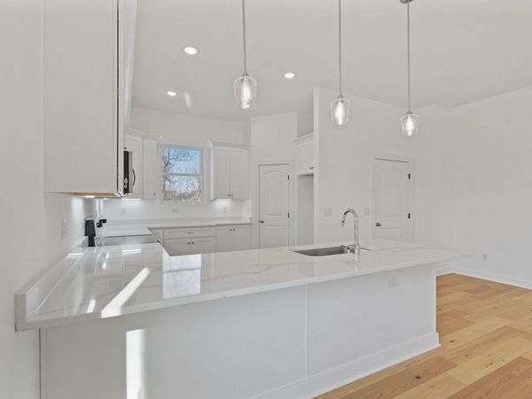 1700 Underwood St, Nashville, TN 37208