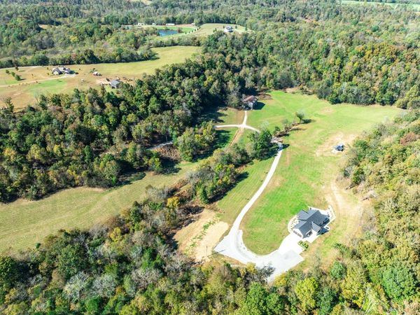 564 Mt Olive Cemetery Rd, Lynnville, TN 38472