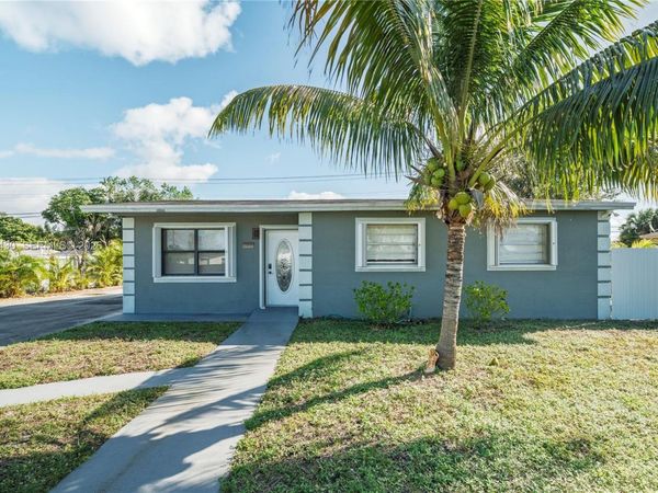 20731 NW 32nd Pl, Miami Gardens, FL 33056