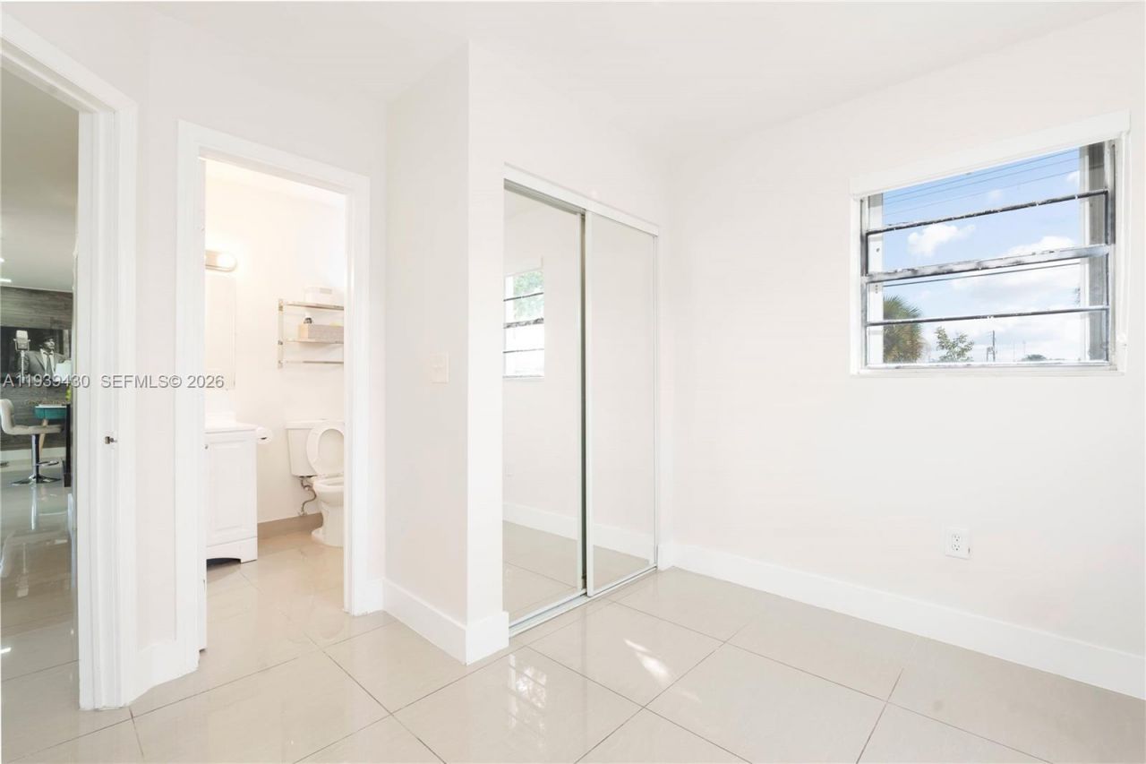 20731 NW 32nd Pl, Miami Gardens, FL 33056 Photo