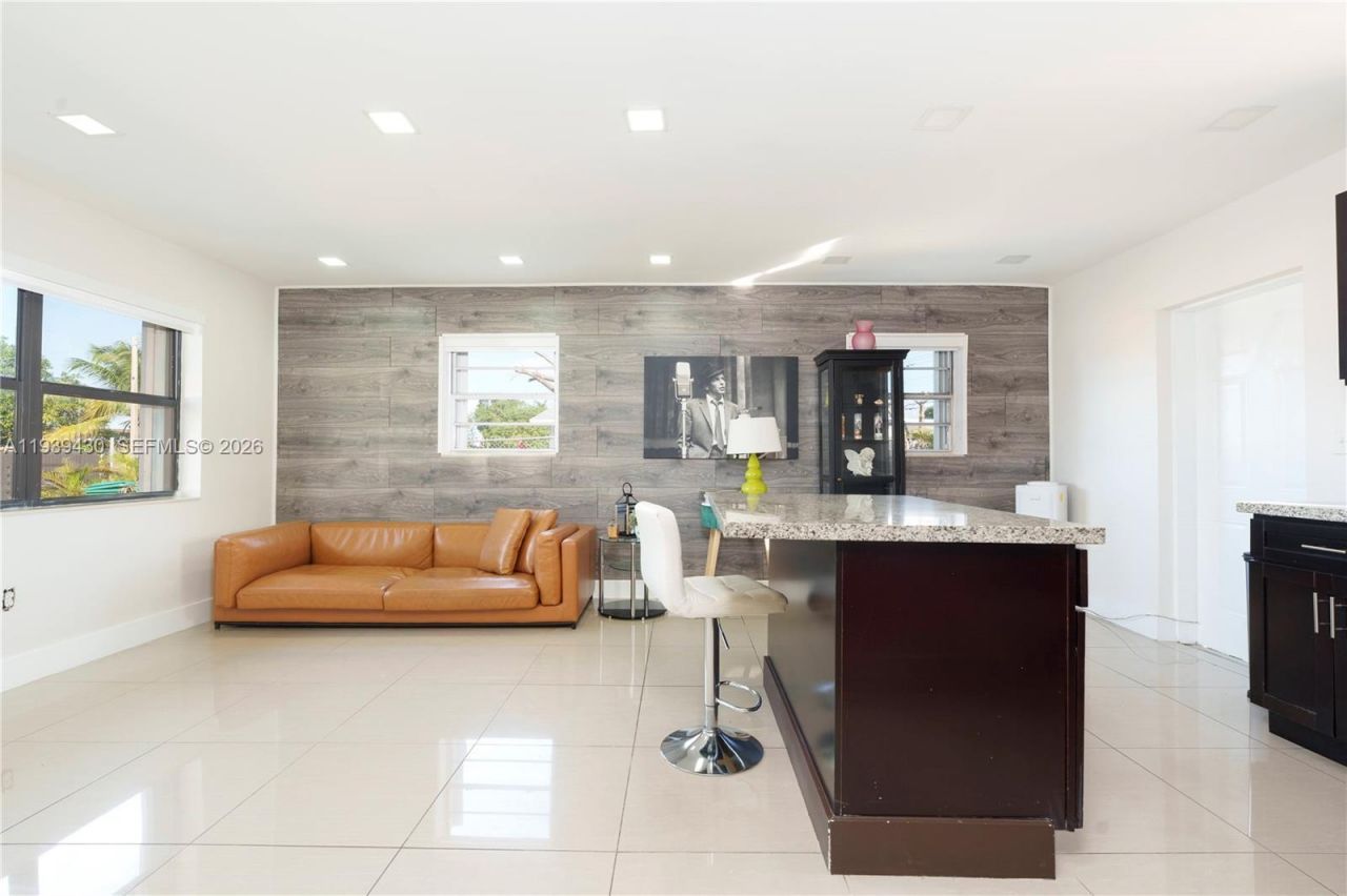 20731 NW 32nd Pl, Miami Gardens, FL 33056 Photo