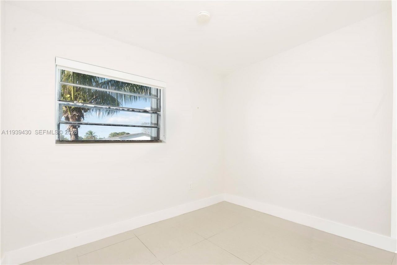 20731 NW 32nd Pl, Miami Gardens, FL 33056 Photo