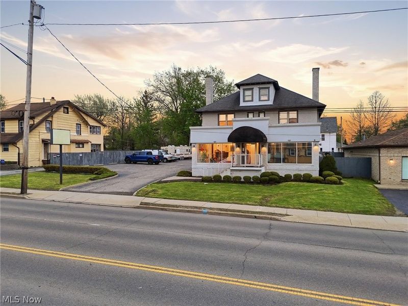1214 E Market Street, Warren, OH 44483 Photo 1