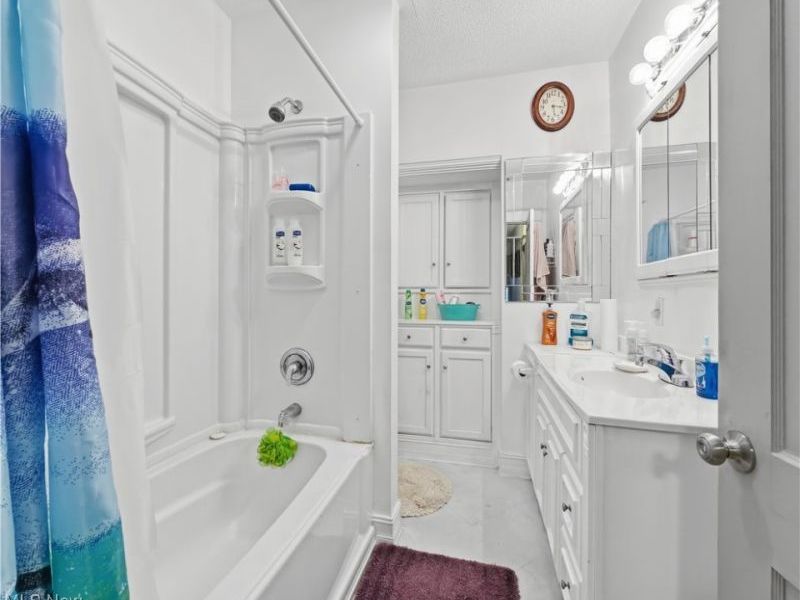 1214 E Market Street, Warren, OH 44483 Photo 16