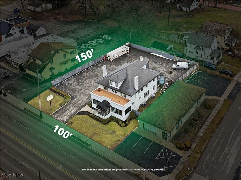 1214 E Market Street, Warren, OH 44483 Photo 2