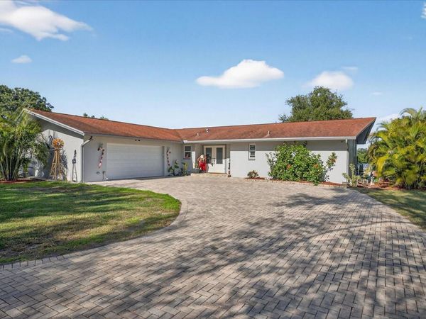 853 SEACREST DRIVE, LARGO, FL 33771