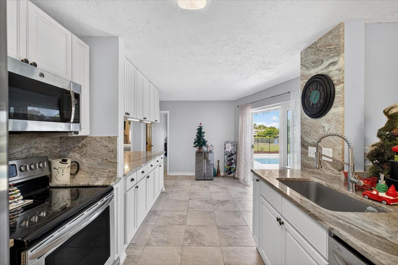 853 Seacrest Drive, Largo, FL 33771 Photo