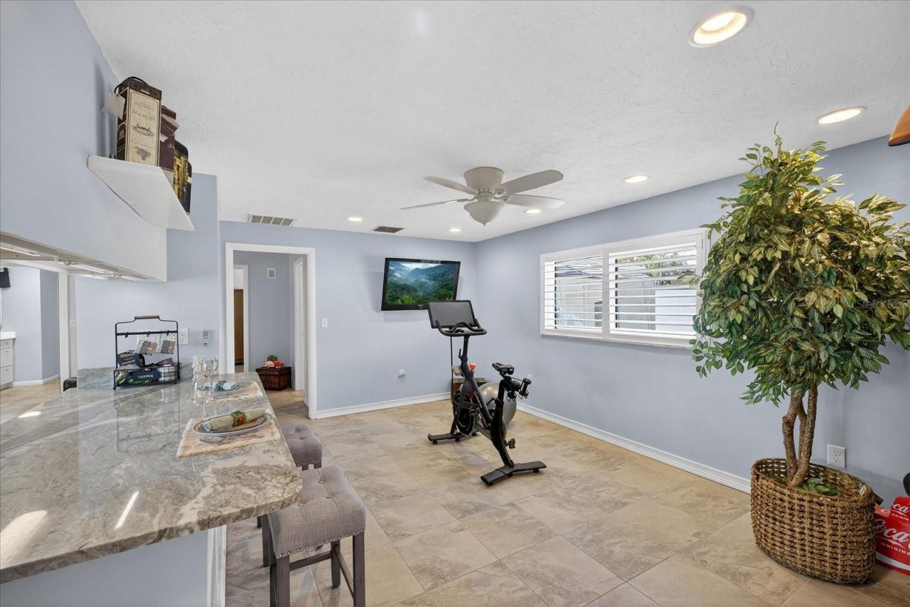 853 Seacrest Drive, Largo, FL 33771 Photo